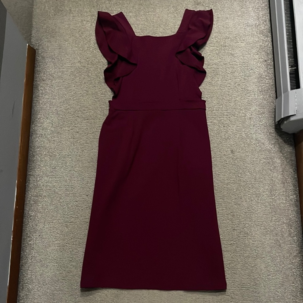 Flutter sleeve midi dress